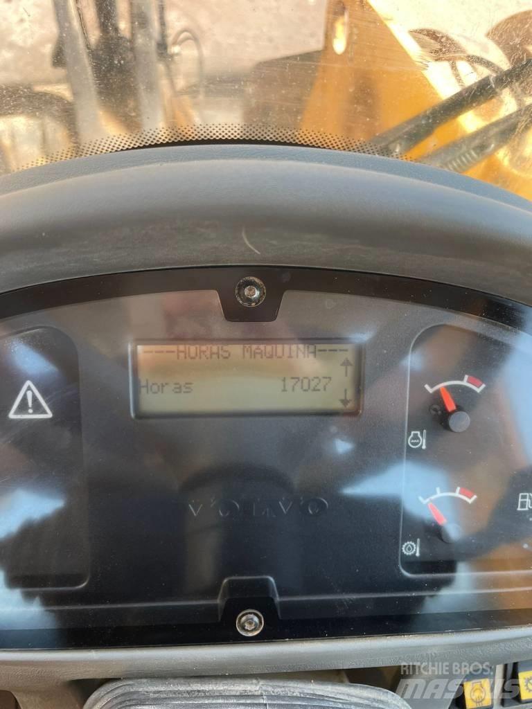 Volvo L 110 E Gumikerekes homlokrakodók