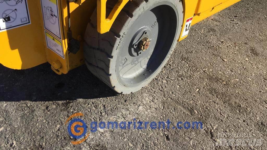 Haulotte Compact 8 Ollós emelők