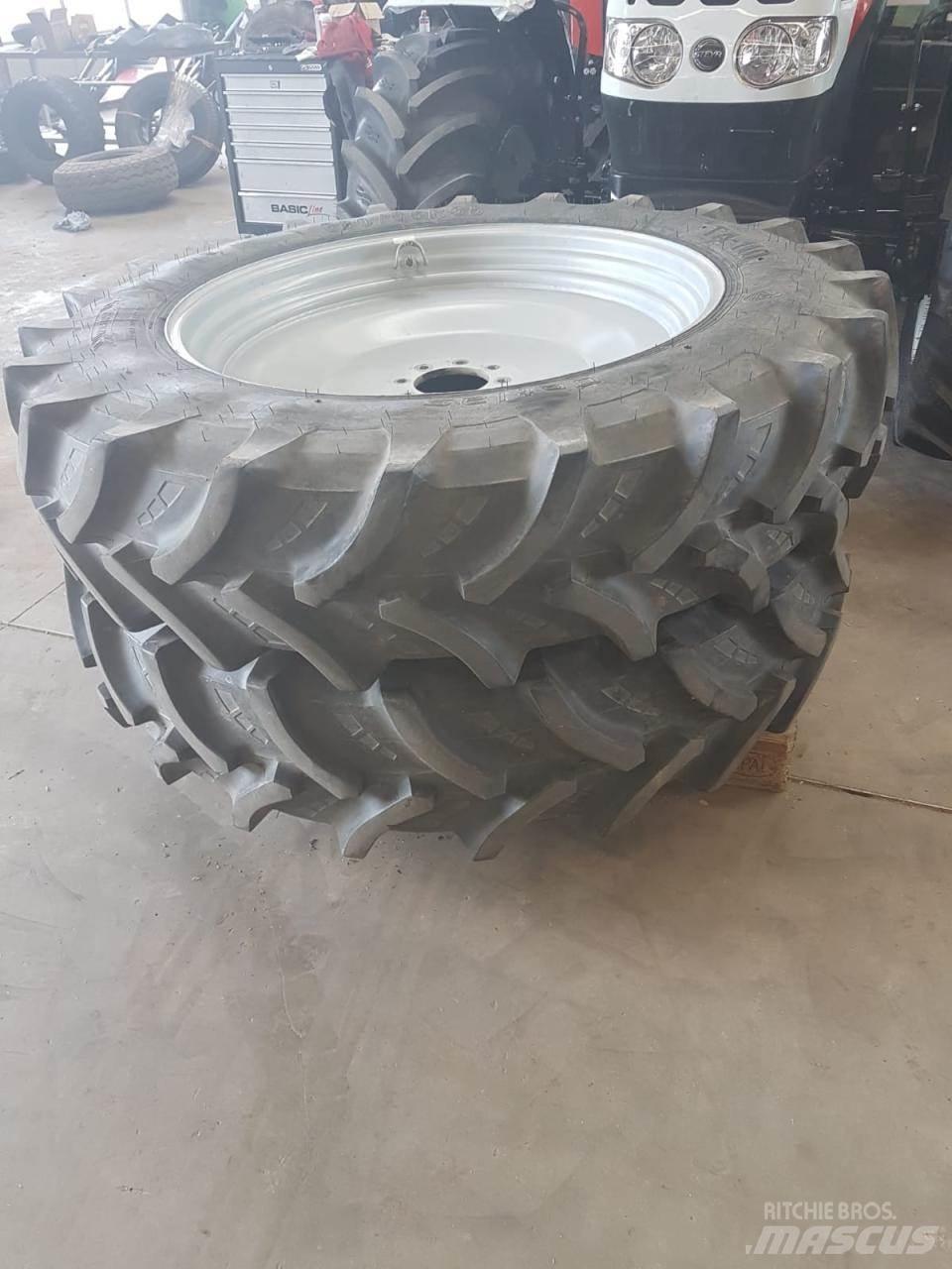 Petlas 380/85R38 Gumiabroncsok, kerekek és felnik