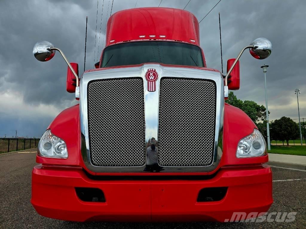 Kenworth T 680 Nyergesvontatók