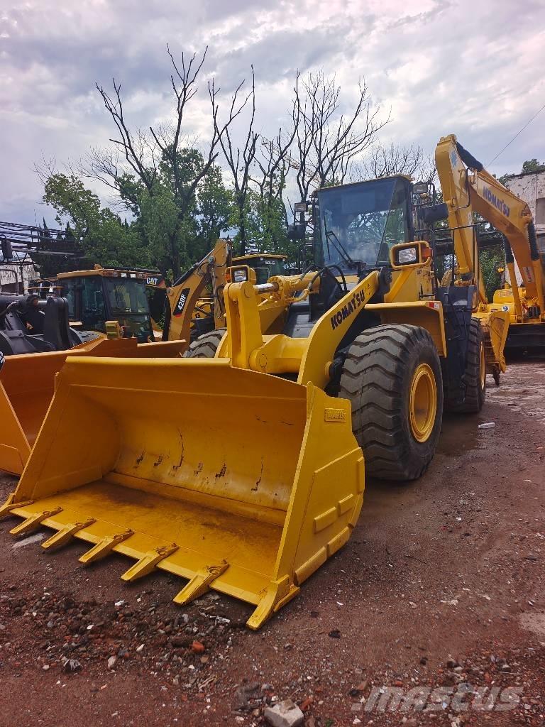 Komatsu WA 380 Gumikerekes homlokrakodók