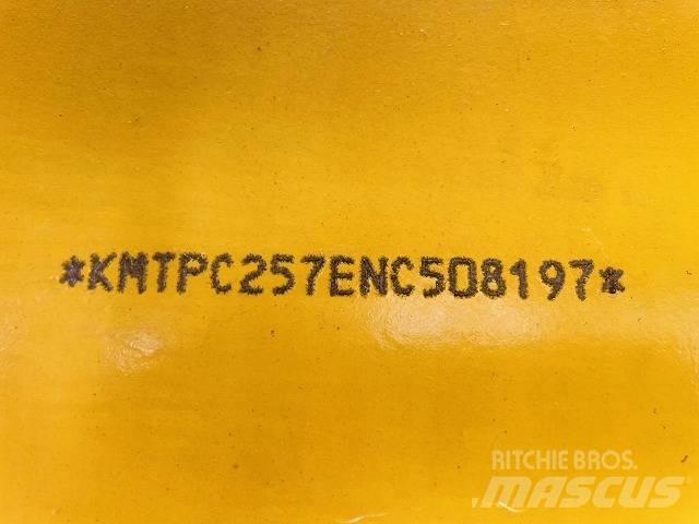 Komatsu PC 200 L Lánctalpas kotrók