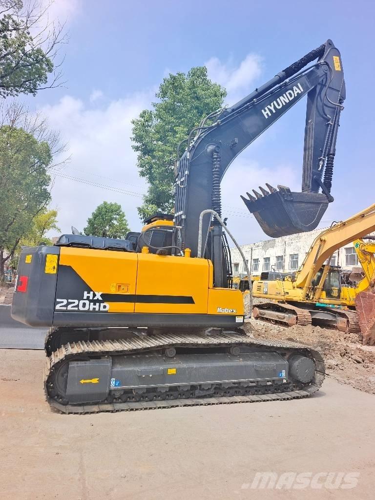 Hyundai HX 220 Lánctalpas kotrók