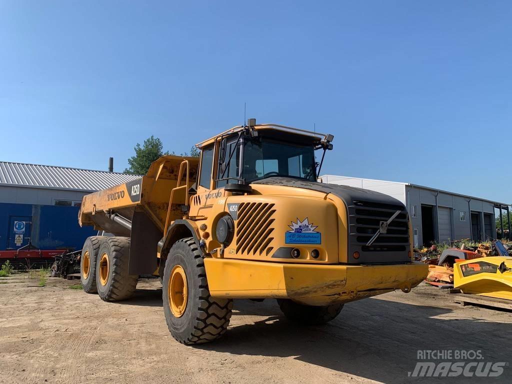 Volvo A 25 D Csuklósdömperek