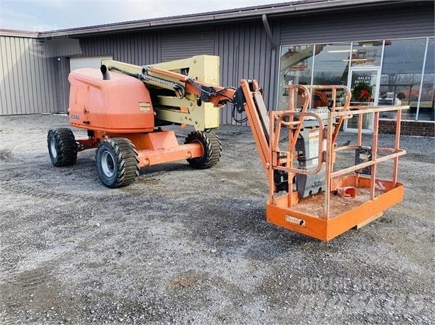 JLG 450 AJ Karos emelők