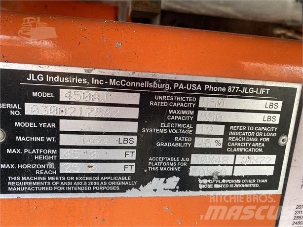 JLG 450 AJ Karos emelők