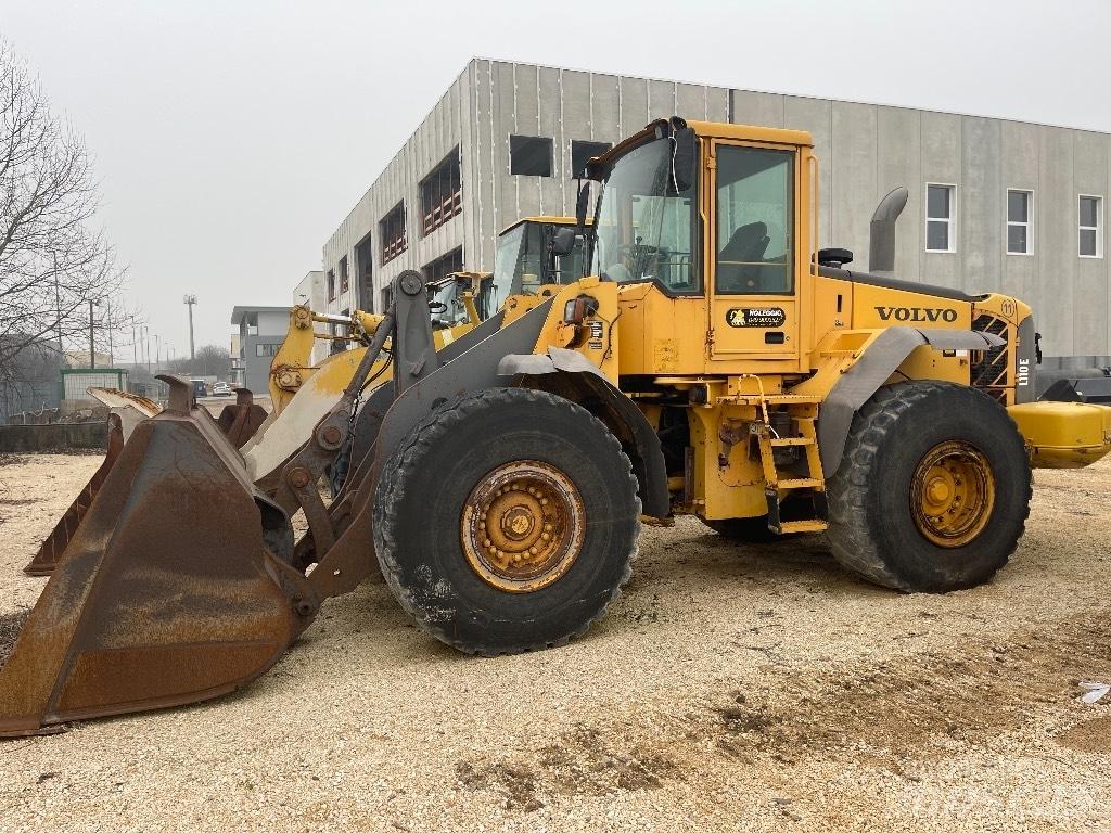 Volvo L 110 E Gumikerekes homlokrakodók