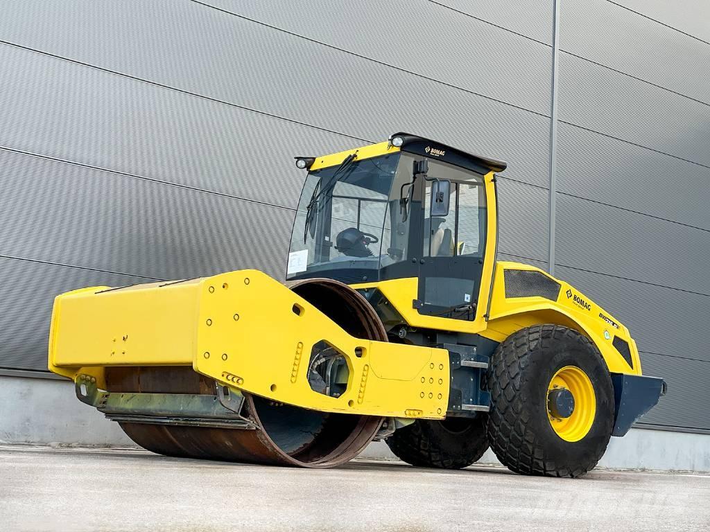 Bomag BW 216 D-5 Egydobos hengerek