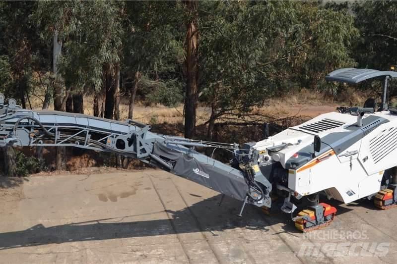 Wirtgen W130F Egyéb