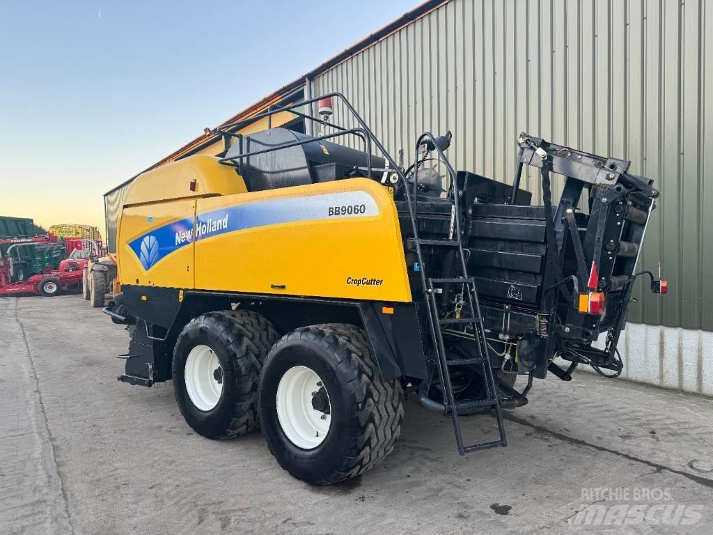 New Holland BB 9060 Szögletes bálázók