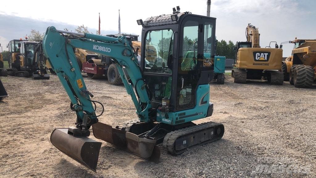 Kobelco SK 17 SR-5 Mini kotrók < 7t