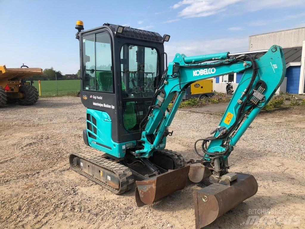 Kobelco SK 17 SR-5 Mini kotrók < 7t
