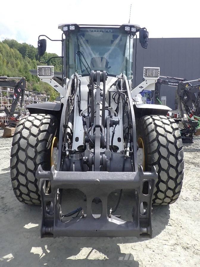 Volvo L 60 H Gumikerekes homlokrakodók