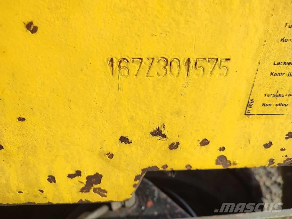 Atlas 1604 KZW Gumikerekes kotrók