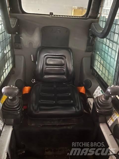 Bobcat S 100 Kompaktrakodók