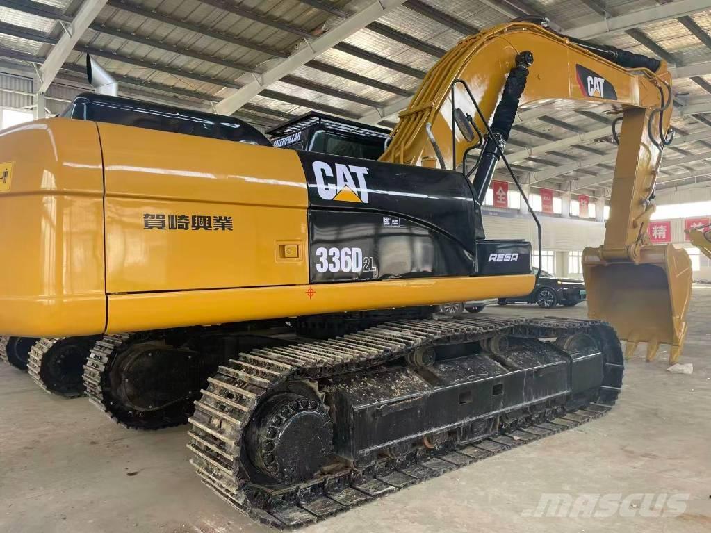 CAT 336D2 Lánctalpas kotrók