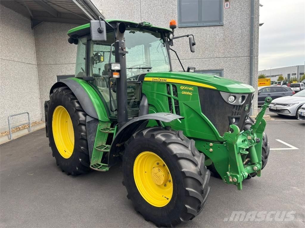 John Deere 6100MC Traktorok