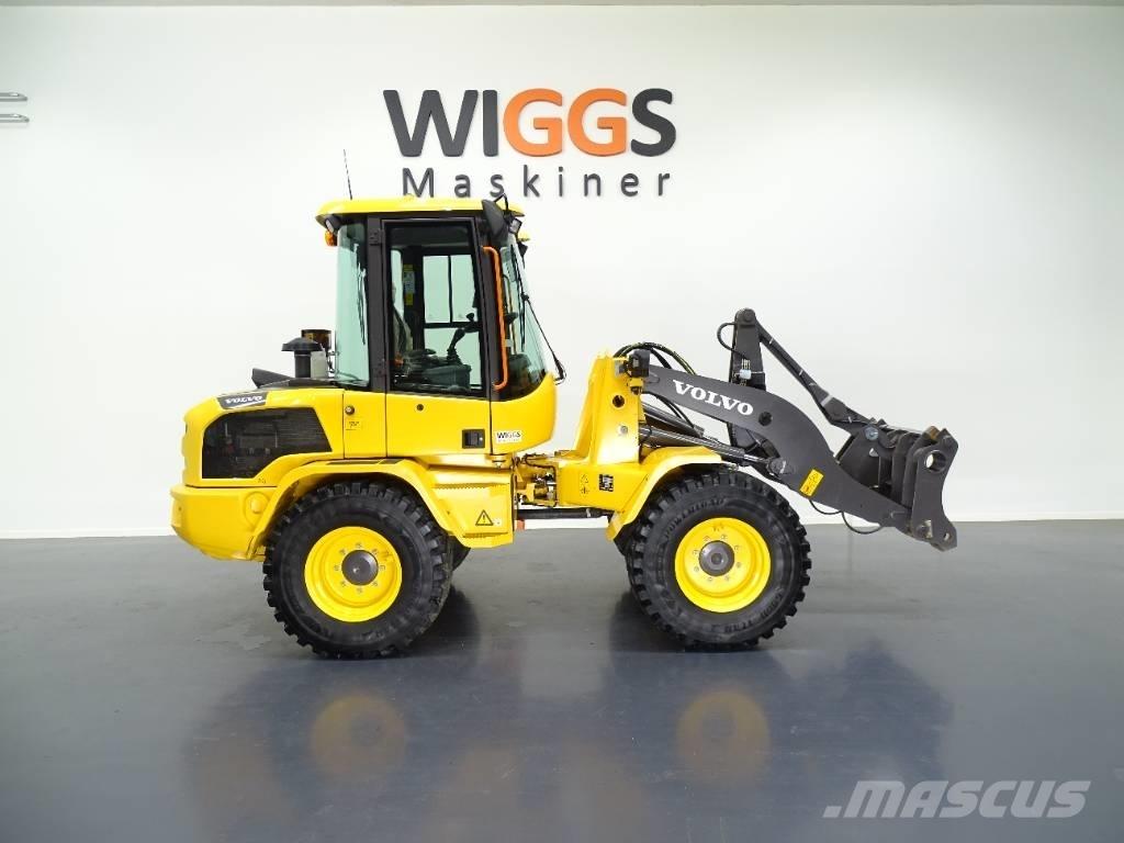 Volvo L35HT Gumikerekes homlokrakodók