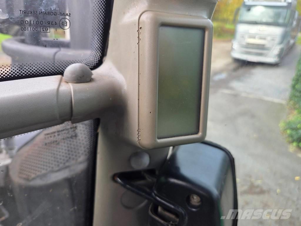 Deutz Agrotron 6150 Traktorok