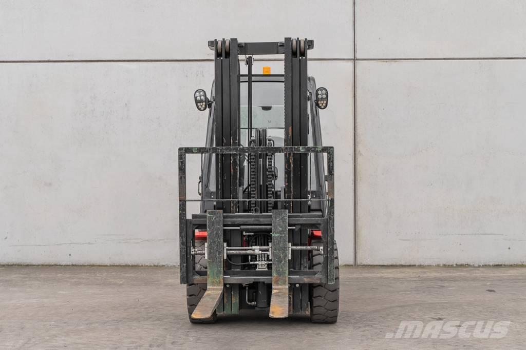 Manitou MI 35 D Dízel targoncák