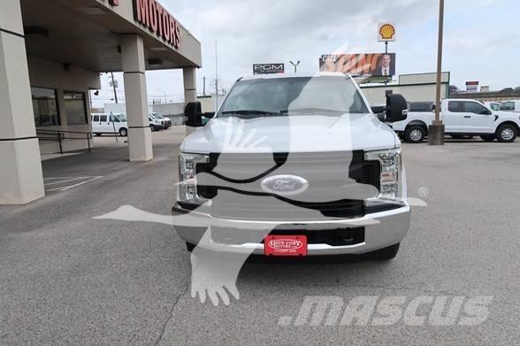 Ford F250 SD Építőipar - Egyebek