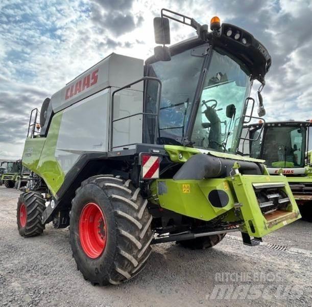 CLAAS TRION 520 Kombájnok