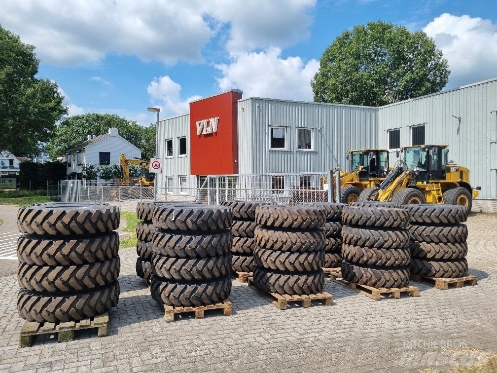 Kumho 10.00 x 20 Gumiabroncsok, kerekek és felnik