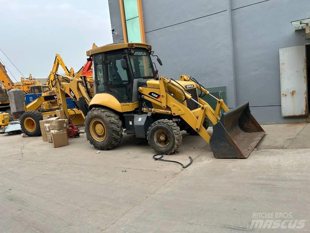 CAT 420 F Kotrórakodók