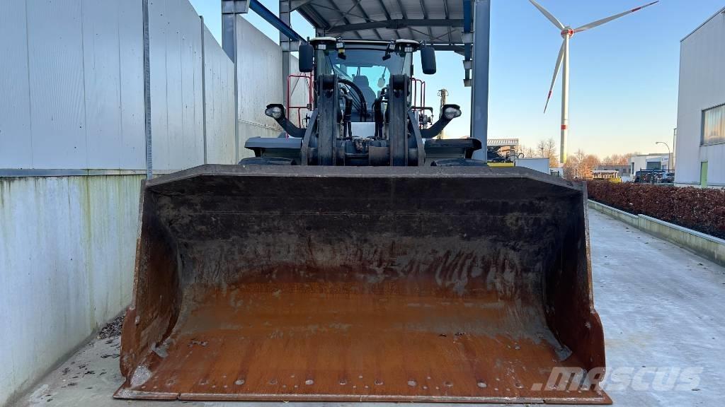 Hidromek HMK 640 WL gumikerekes dózer