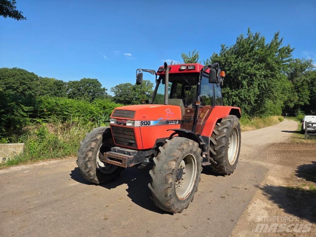 CASE 5130 Traktorok