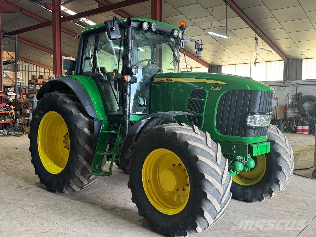 John Deere 7530 AQ Traktorok