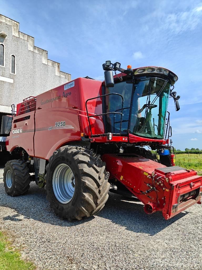 Case IH 9250 Kombájnok
