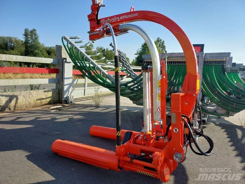 Kverneland WR1250A Göngyölő gépek