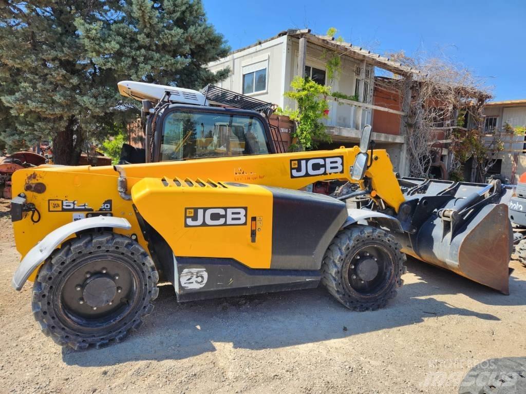 JCB 525-60 Teleszkópos rakodók