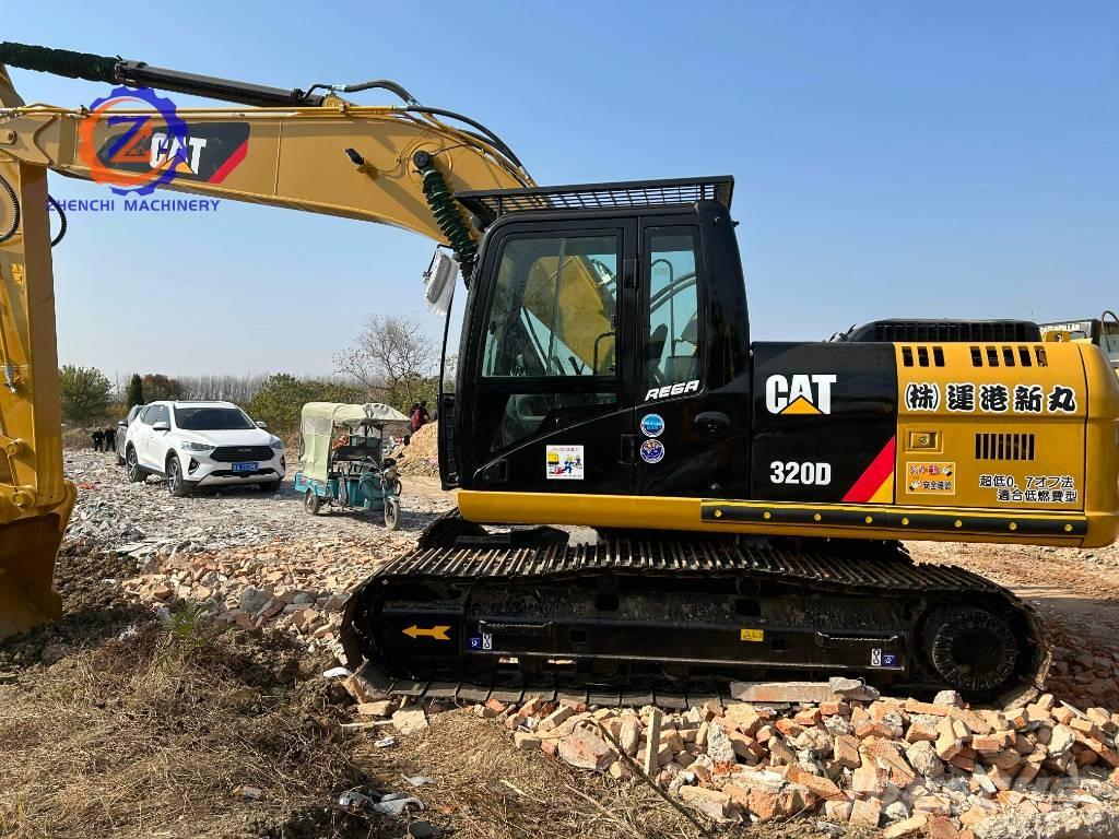 CAT 320 D2 Lánctalpas kotrók