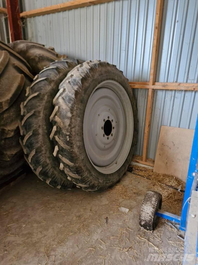 Hardi Commander 3200 Vontatott trágyaszórók