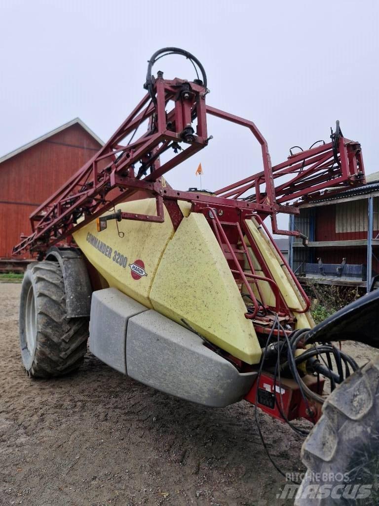 Hardi Commander 3200 Vontatott trágyaszórók