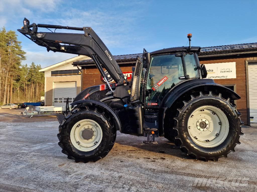 Valtra T 145 Active Traktorok