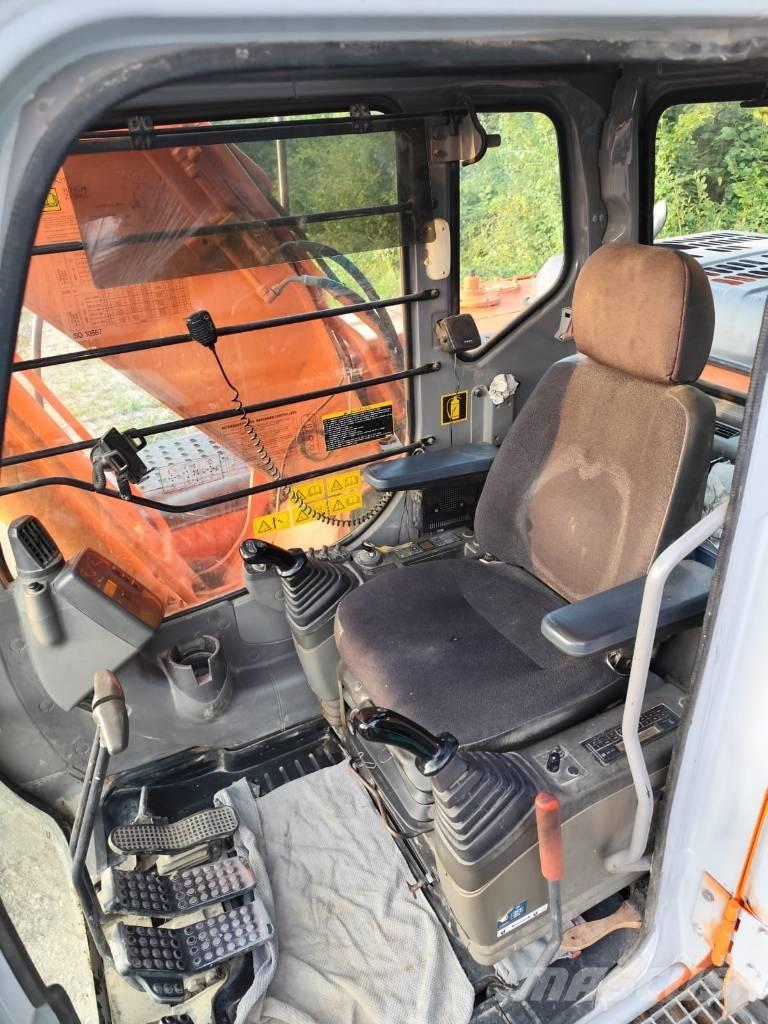 Hitachi ZX 180 LC Lánctalpas kotrók