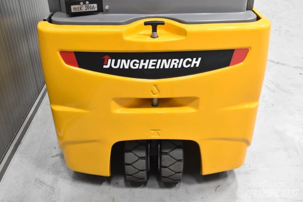 Jungheinrich EFG 220 Elektromos targoncák