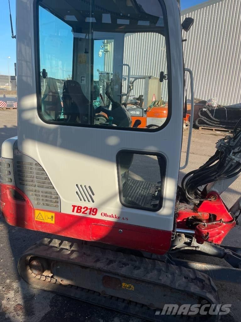 Takeuchi TB 219 Mini kotrók < 7t