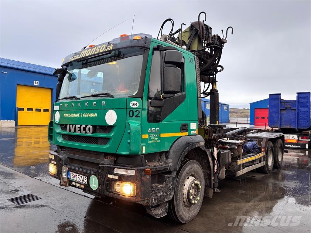 Iveco TRAKKER Fülkés alváz