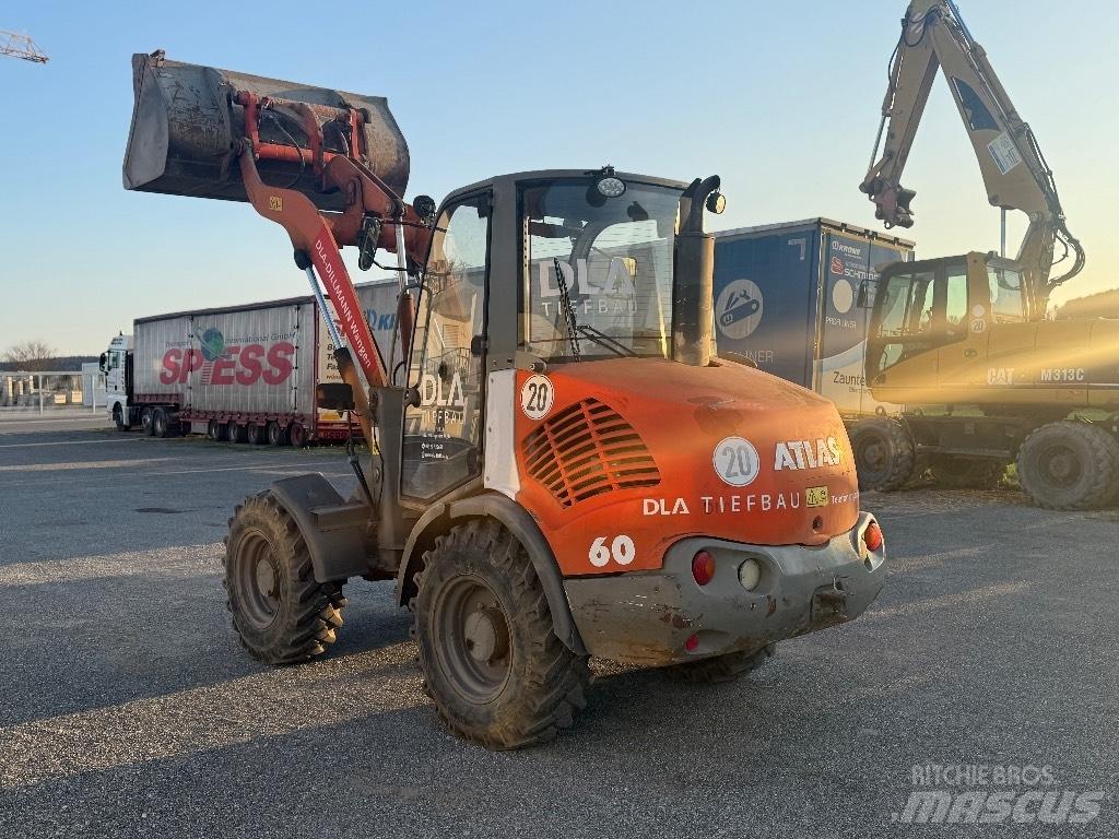 Atlas AR 60 Gumikerekes homlokrakodók