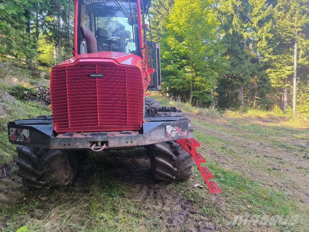 Komatsu 845 Kihordók