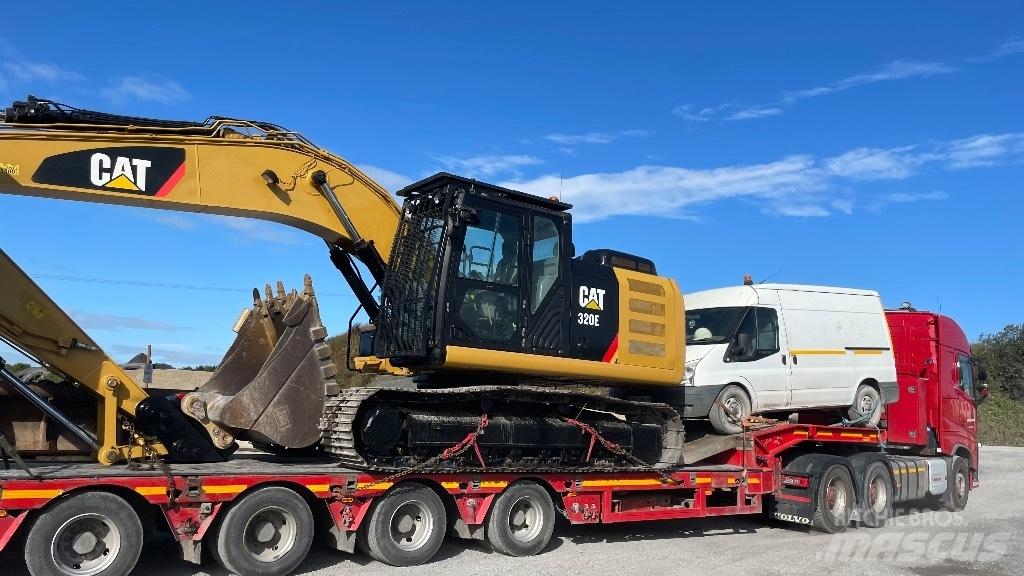 CAT 320E Lánctalpas kotrók