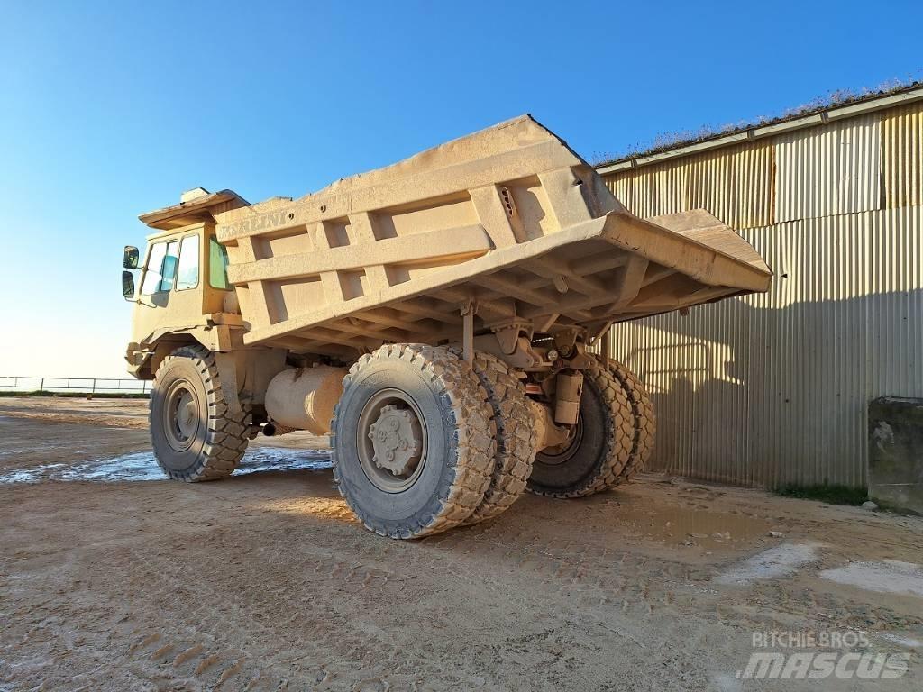 Perlini D655E Nehézdömper