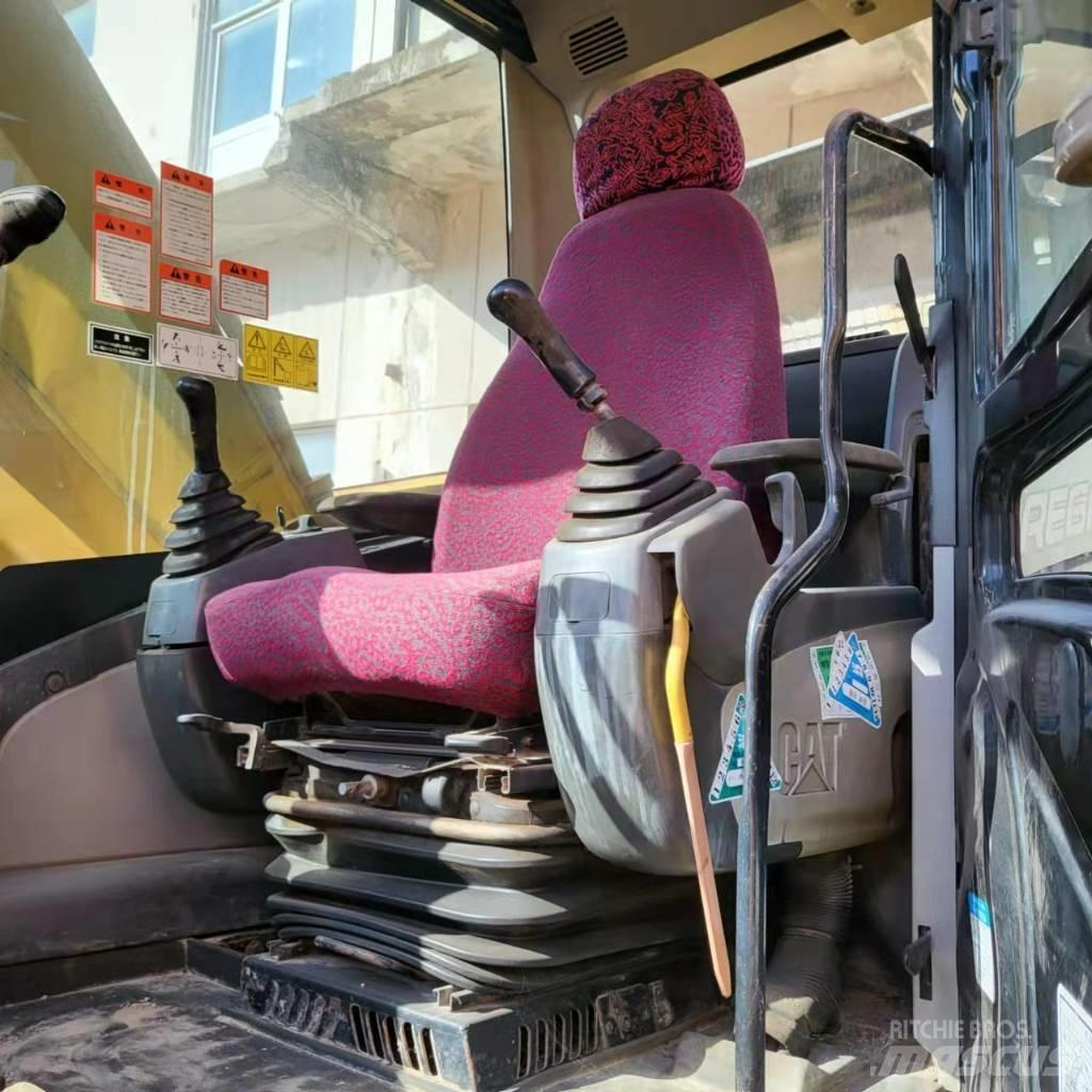 CAT 329 D Lánctalpas kotrók