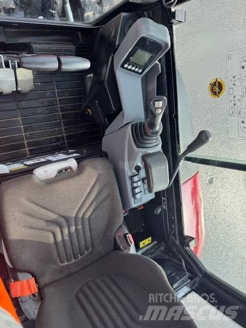 Yanmar SV 26 Mini kotrók < 7t