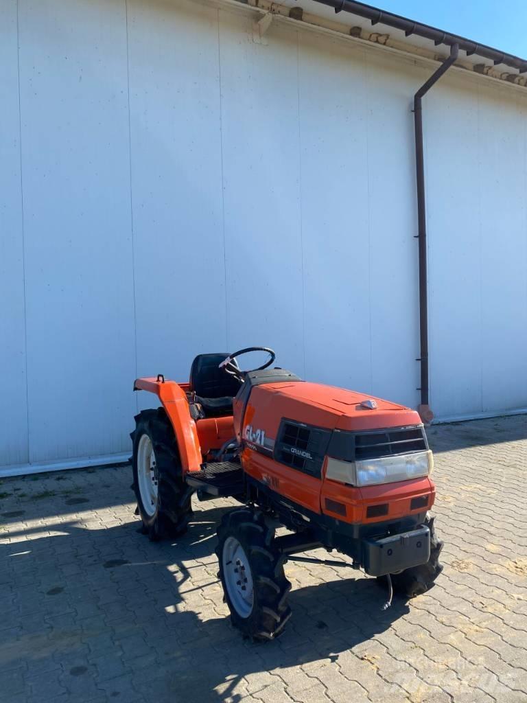 Kubota GL21 Kompakt traktorok