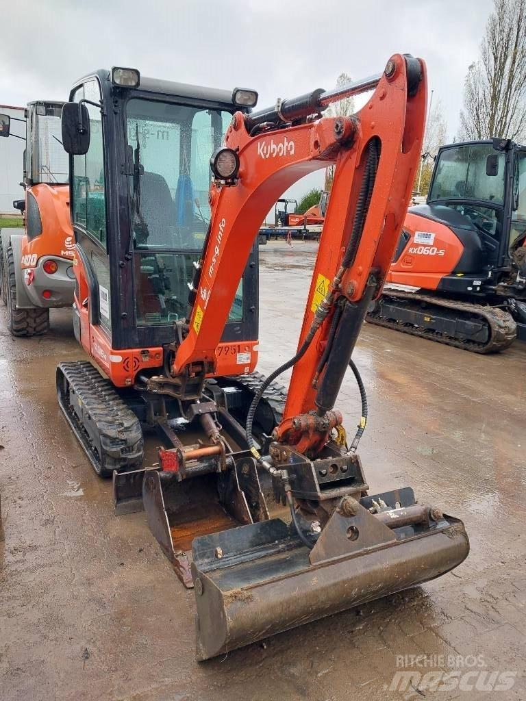 Kubota KX 019-4 Mini kotrók < 7t